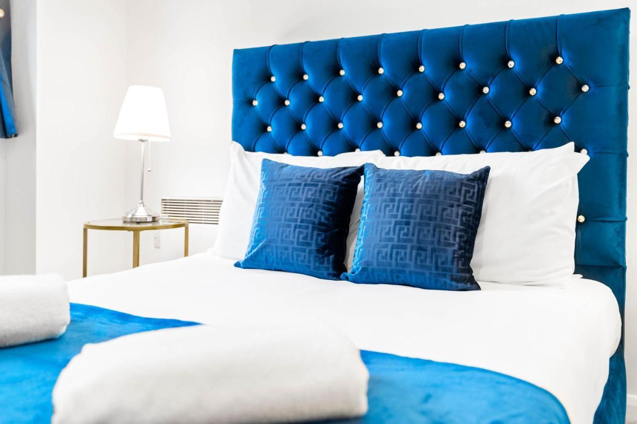 برمنغهام New Luxury City Centre Apartment By Azura Nights المظهر الخارجي الصورة